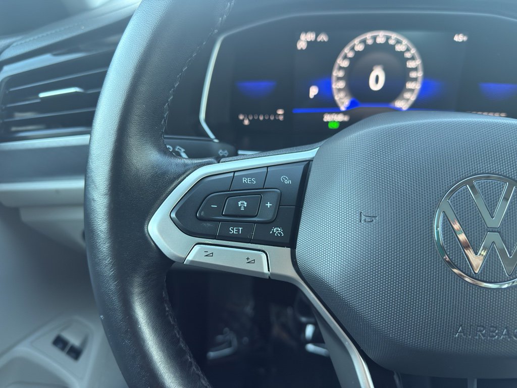 Used 2023 Volkswagen Jetta SE w/ Panoramic Sunroof Package image 15