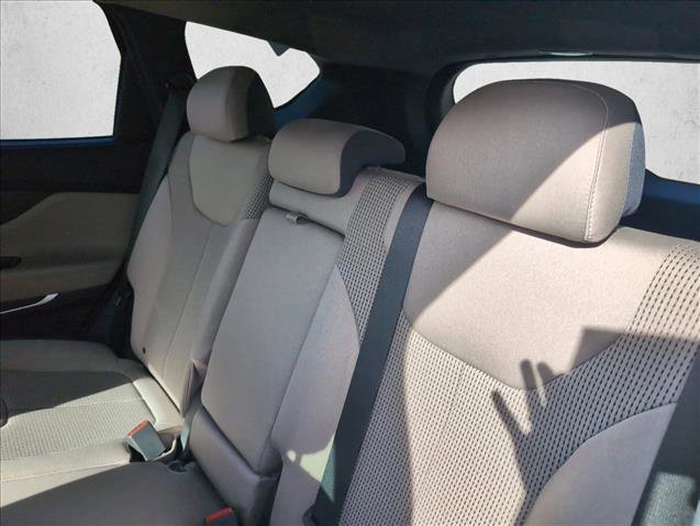 Used 2020 Hyundai Santa Fe SEL w/ Convenience Package image 18