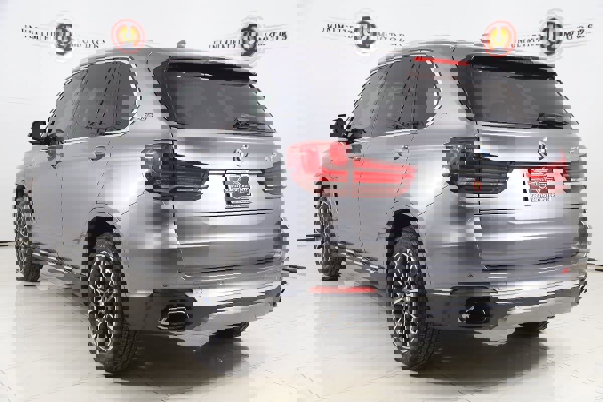 Used 2017 BMW X5 xDrive40e image 4