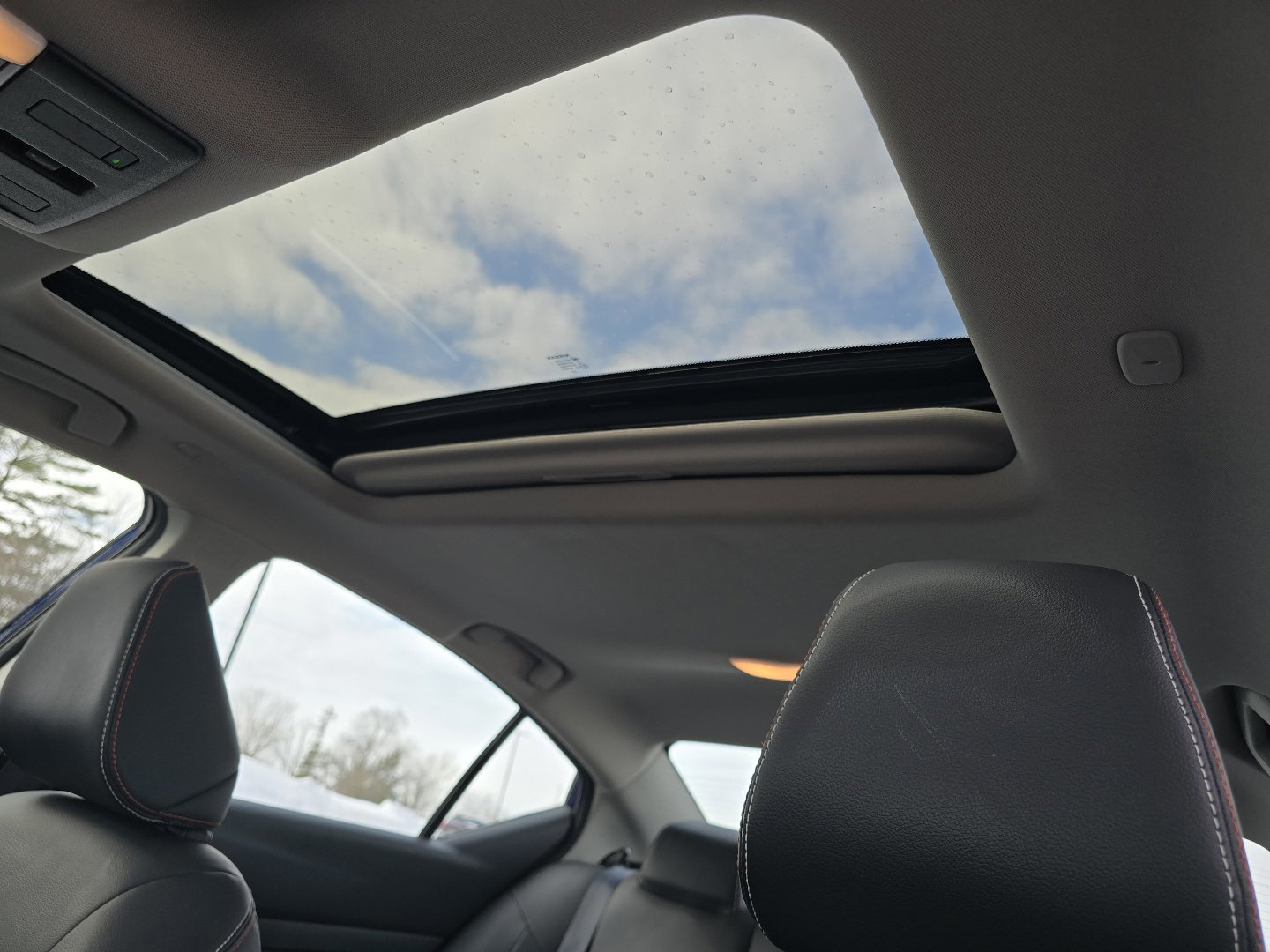 Used 2023 Nissan Altima 2.0 SR image 3