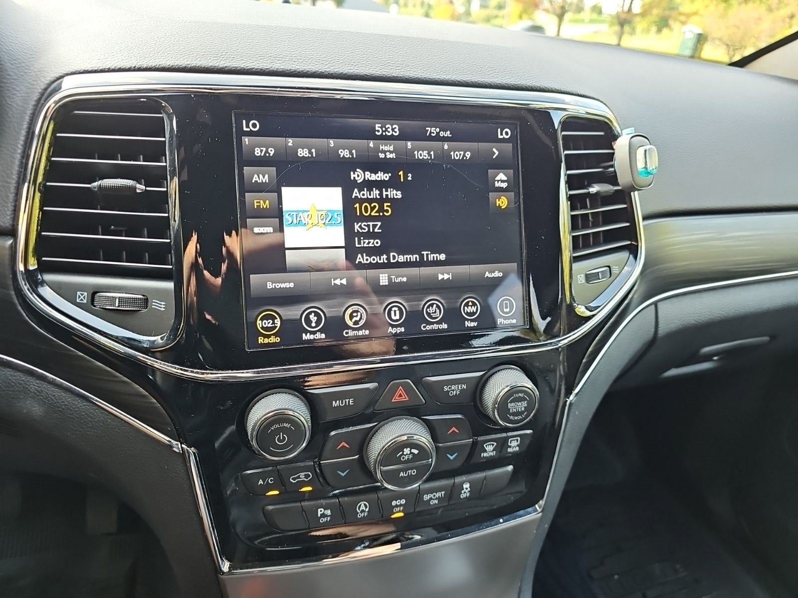 Used 2019 Jeep Grand Cherokee Limited w/ Trailer Tow Group IV AWD/4WD image 20
