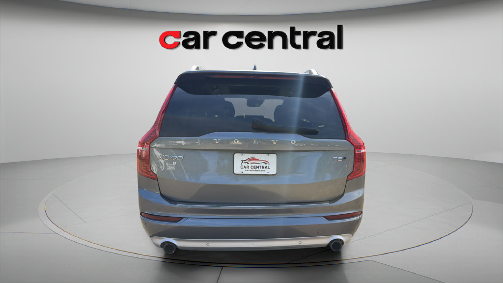 Used 2019 Volvo XC90 T5 Momentum w/ Multimedia Package AWD/4WD image 4