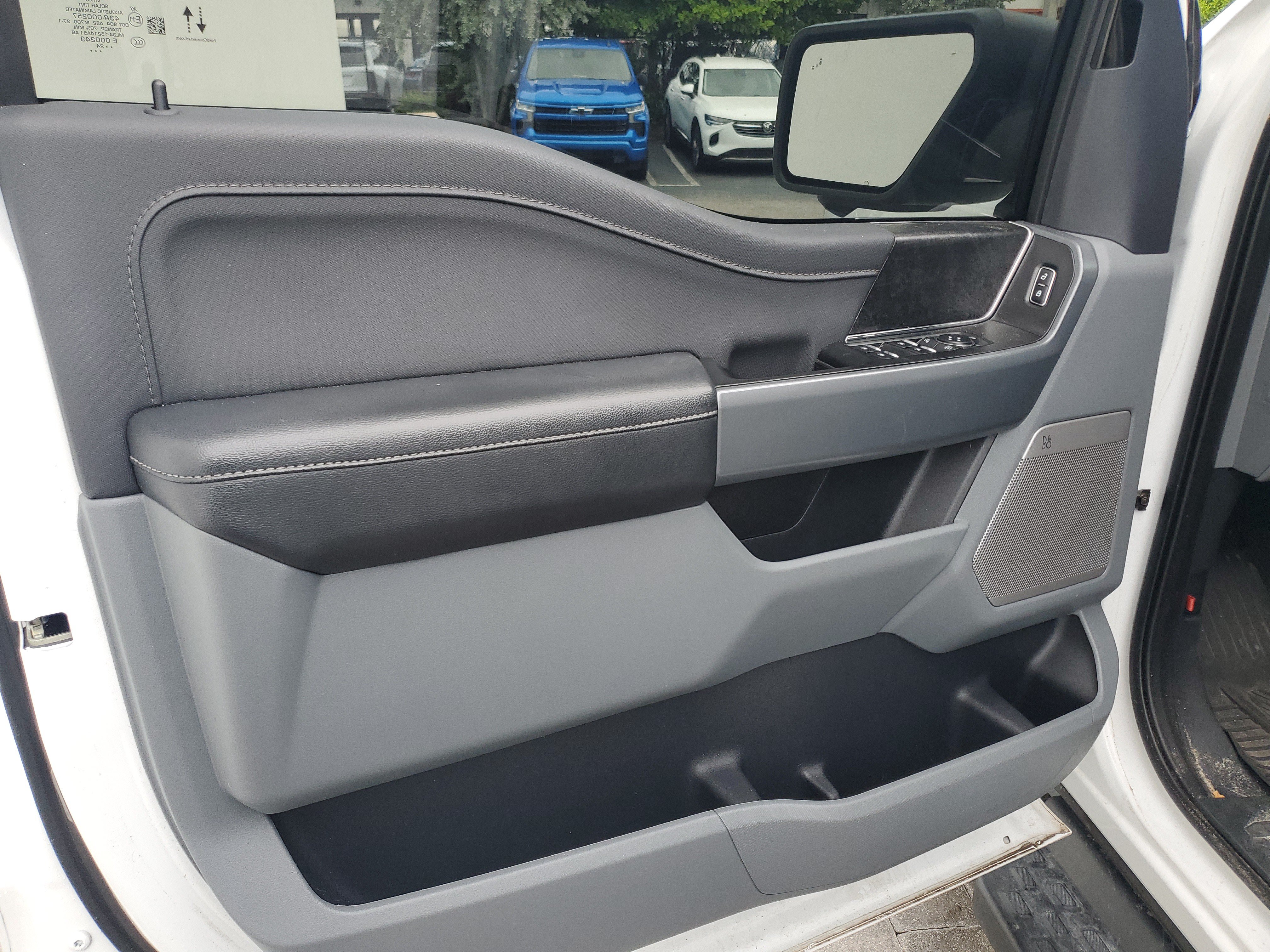 Used 2024 Ford F150 Lightning Flash AWD/4WD image 9