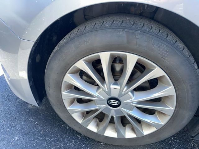 Used 2015 Hyundai Sonata Limited image 2