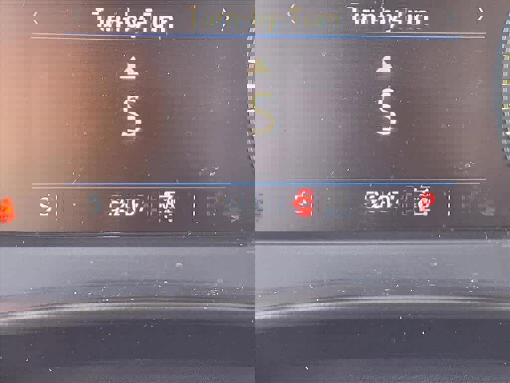 Used 2019 Cadillac XT4 Premium Luxury image 27