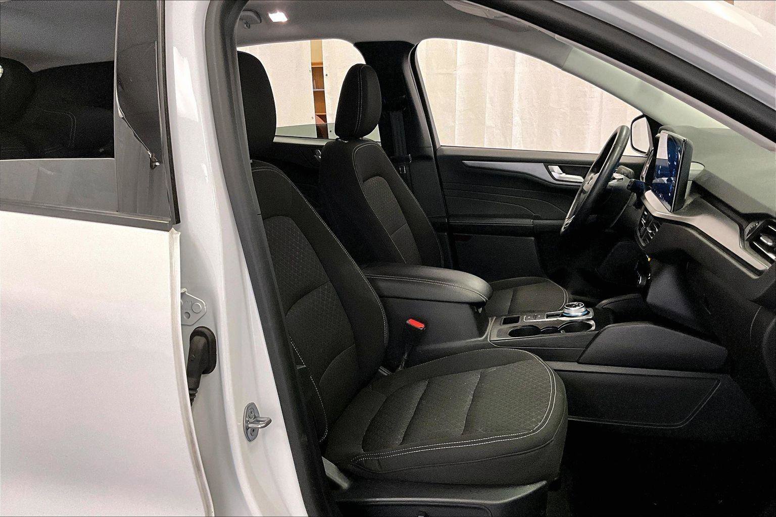 Used 2024 Ford Escape Active w/ Tech Pack #2 image 7