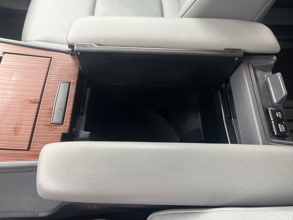 Certified 2023 Toyota Sienna XLE image 29