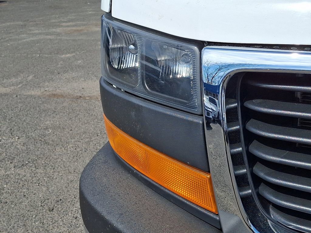 Used 2024 GMC Savana 2500 w/ Driver Convenience Package image 35