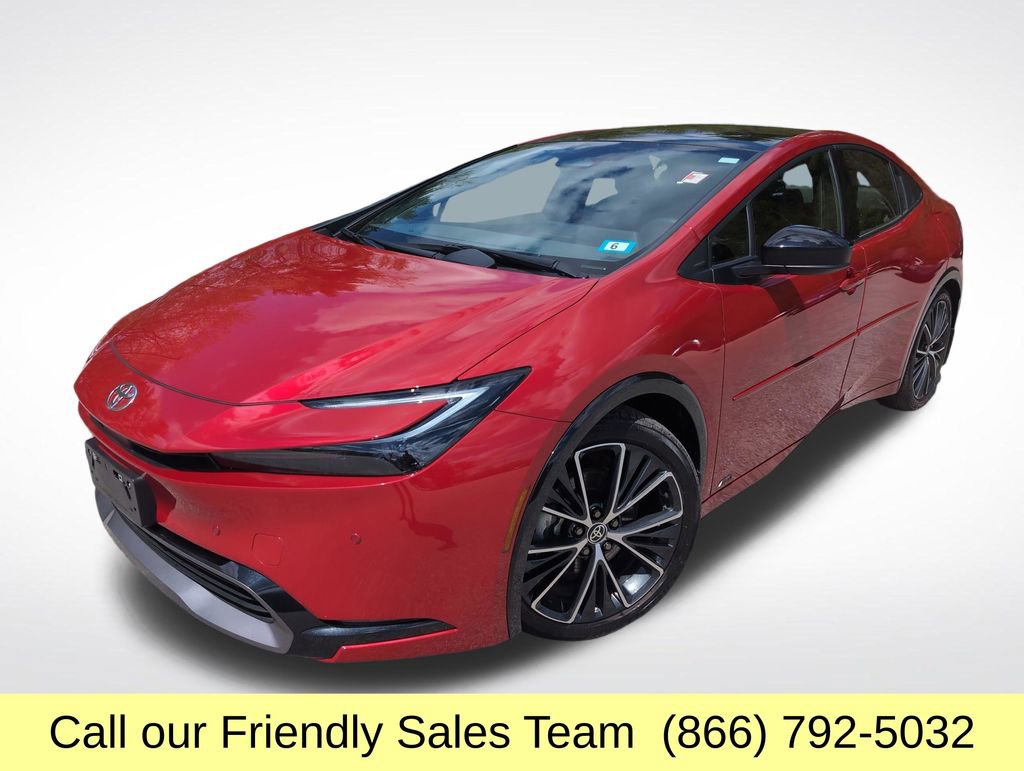 Used 2025 Toyota Prius XLE AWD/4WD image 1
