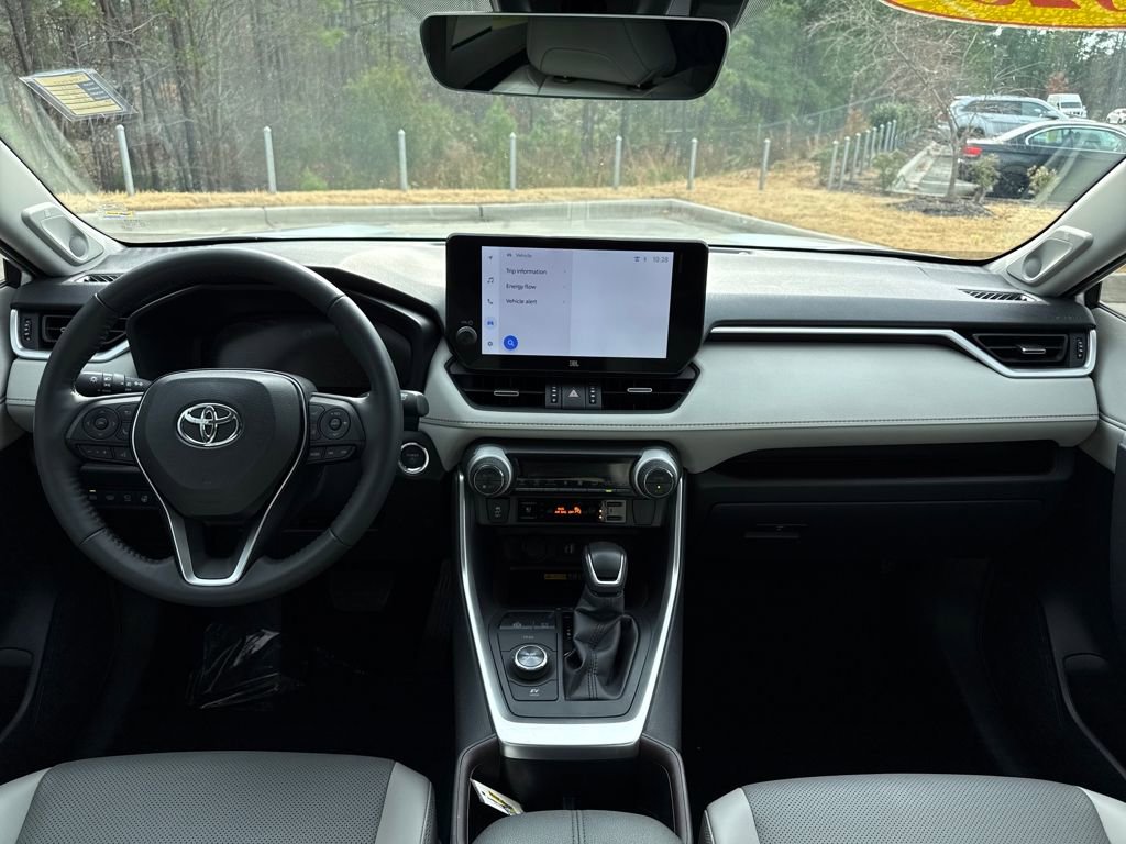 Used 2025 Toyota RAV4 Limited image 16