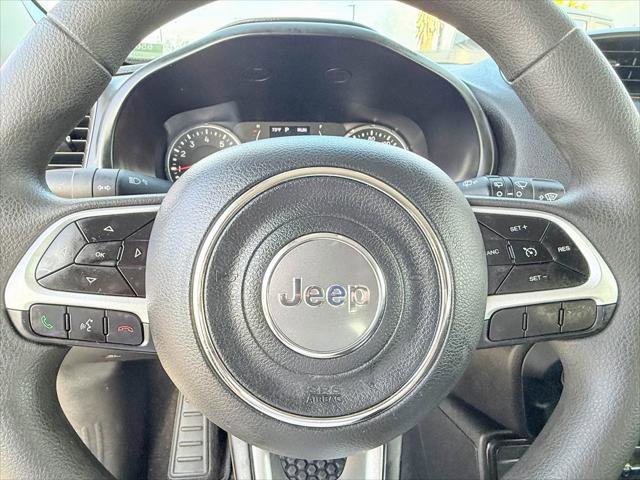 Certified 2023 Jeep Renegade Limited image 2