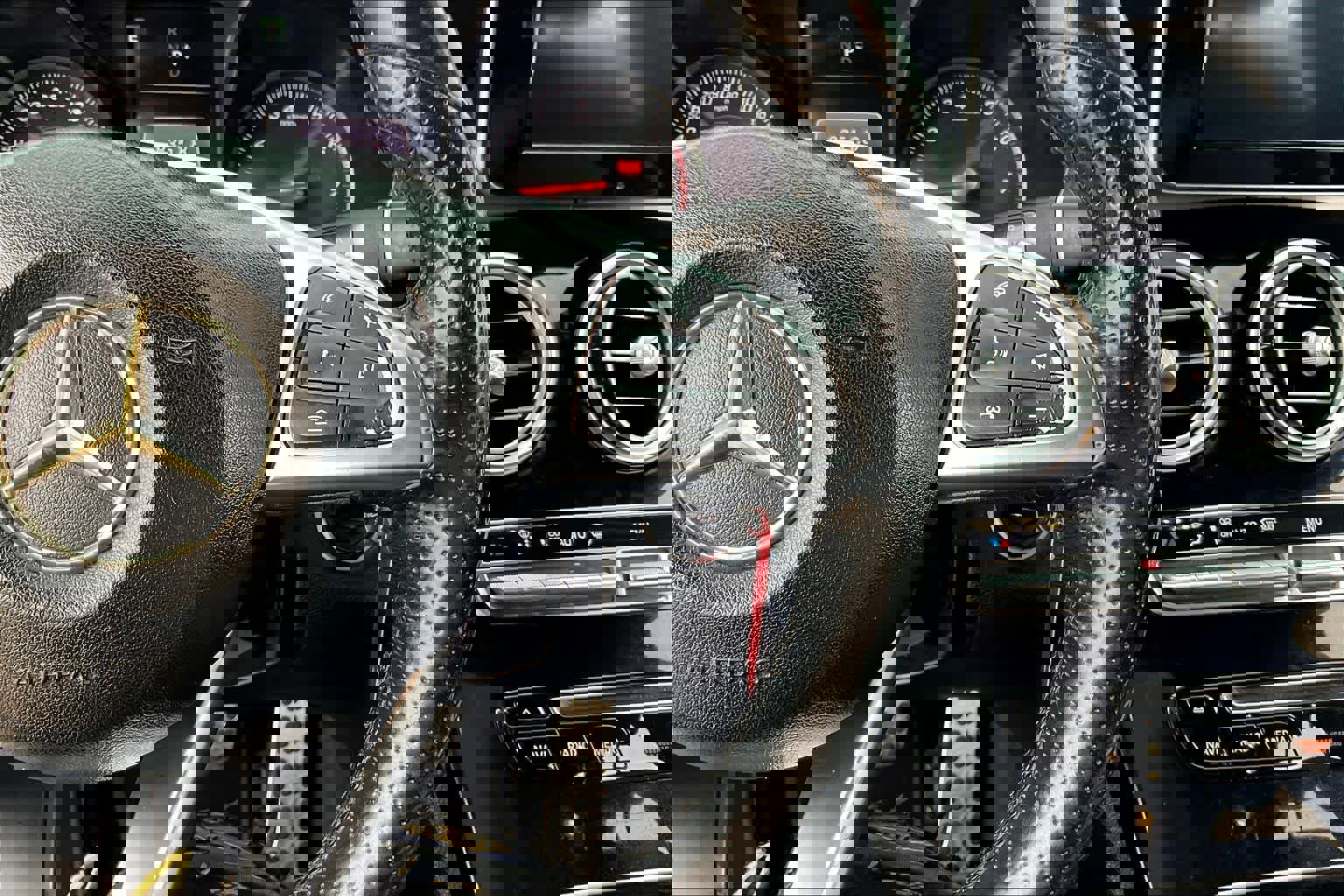 Used 2016 Mercedes-Benz C 300 Sport image 26