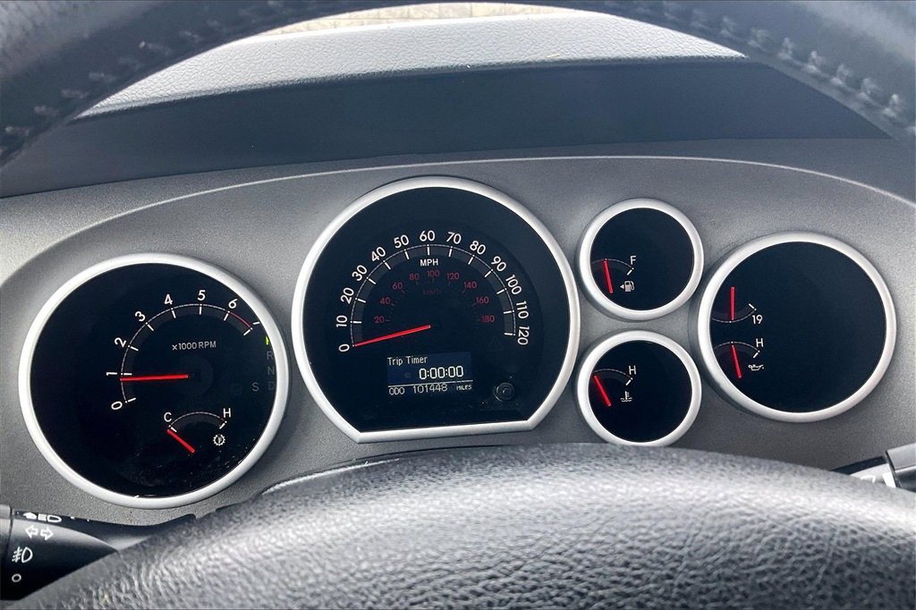 Used 2013 Toyota Tundra Limited image 19