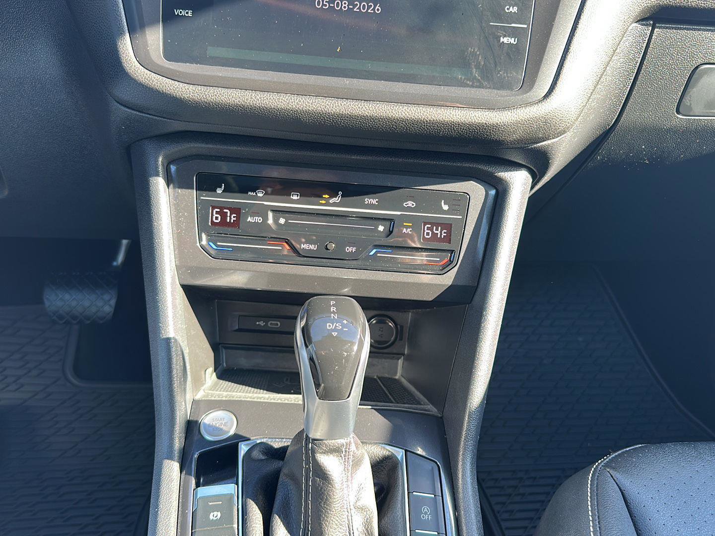 Used 2023 Volkswagen Tiguan SE AWD/4WD image 30