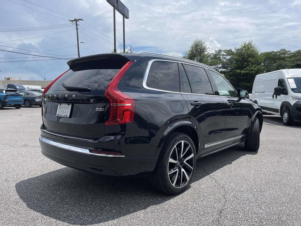 Used 2025 Volvo XC90 B5 Plus w/ Protection Package Premier AWD/4WD image 3