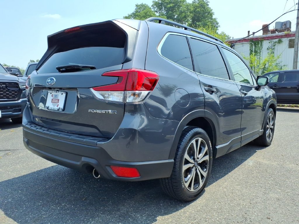 Used 2023 Subaru Forester Limited AWD/4WD image 22