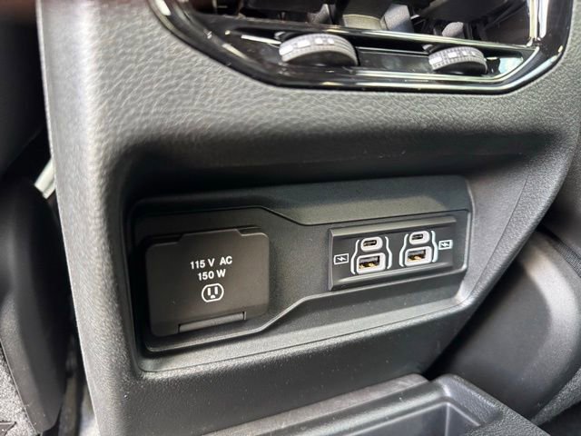 New 2025 Jeep Grand Cherokee L Limited w/ Black Appearance Package image 24