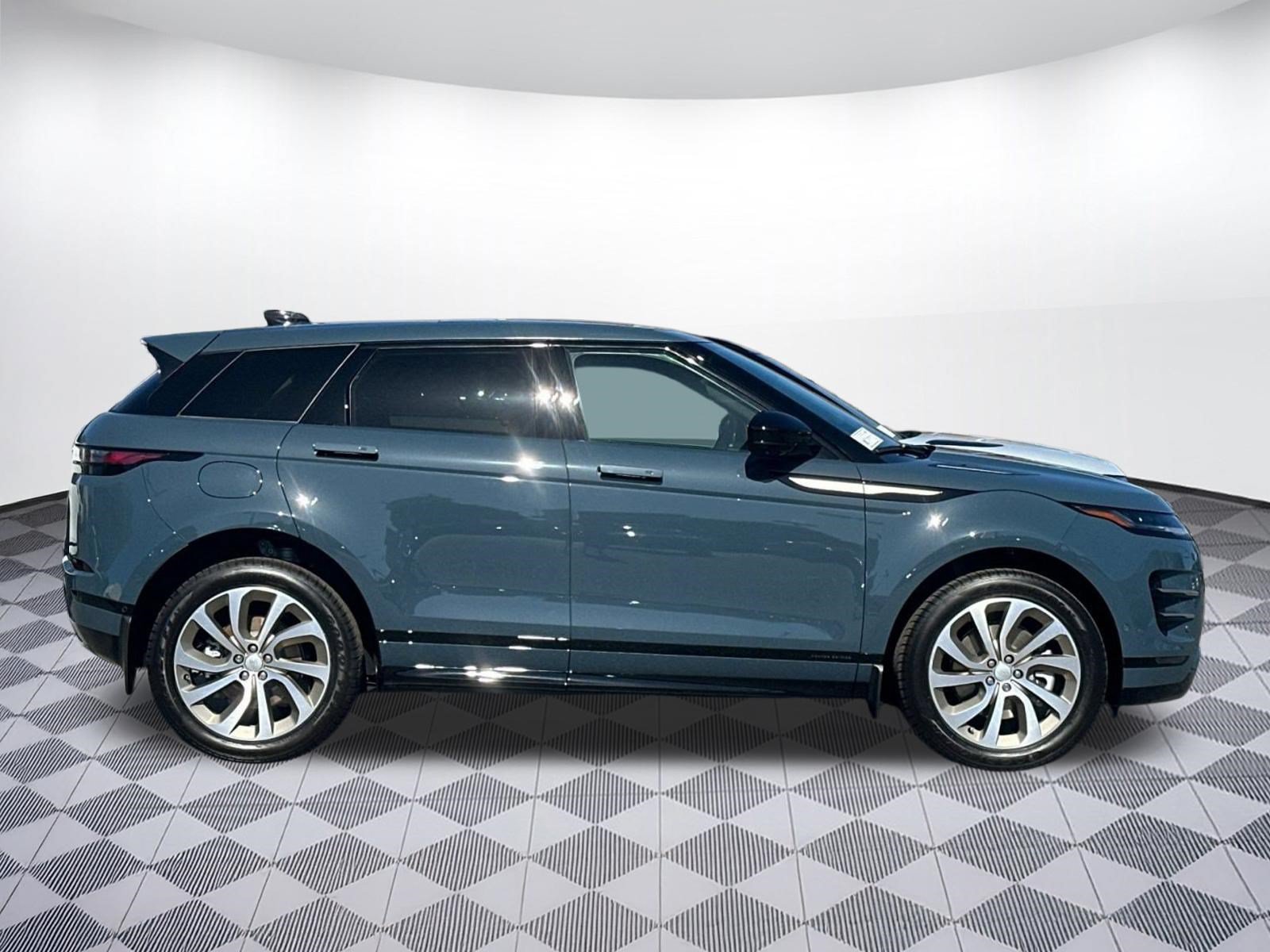 New 2026 Land Rover Range Rover Evoque Hoxton AWD/4WD image 5