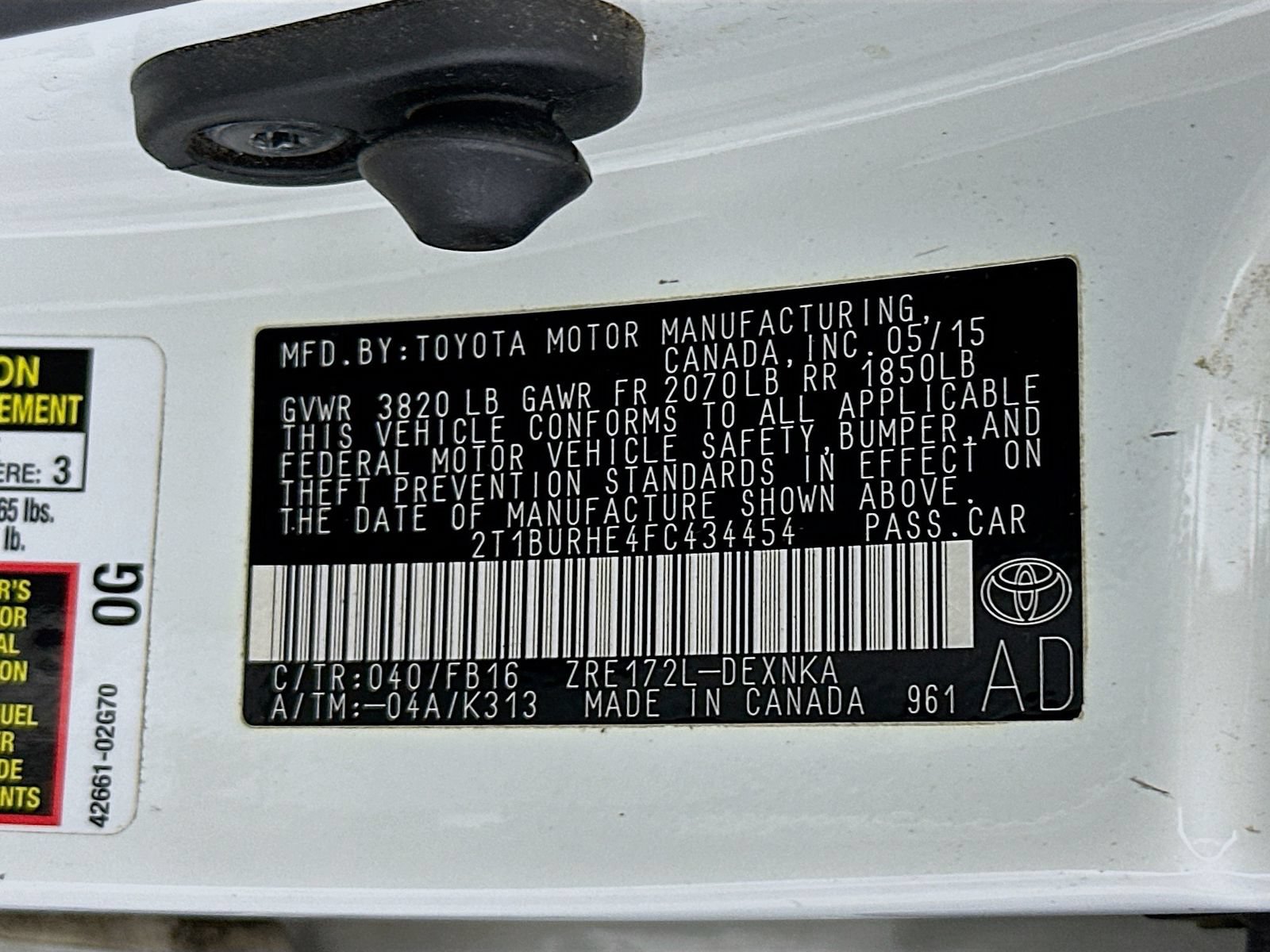 Used 2015 Toyota Corolla LE FWD image 30