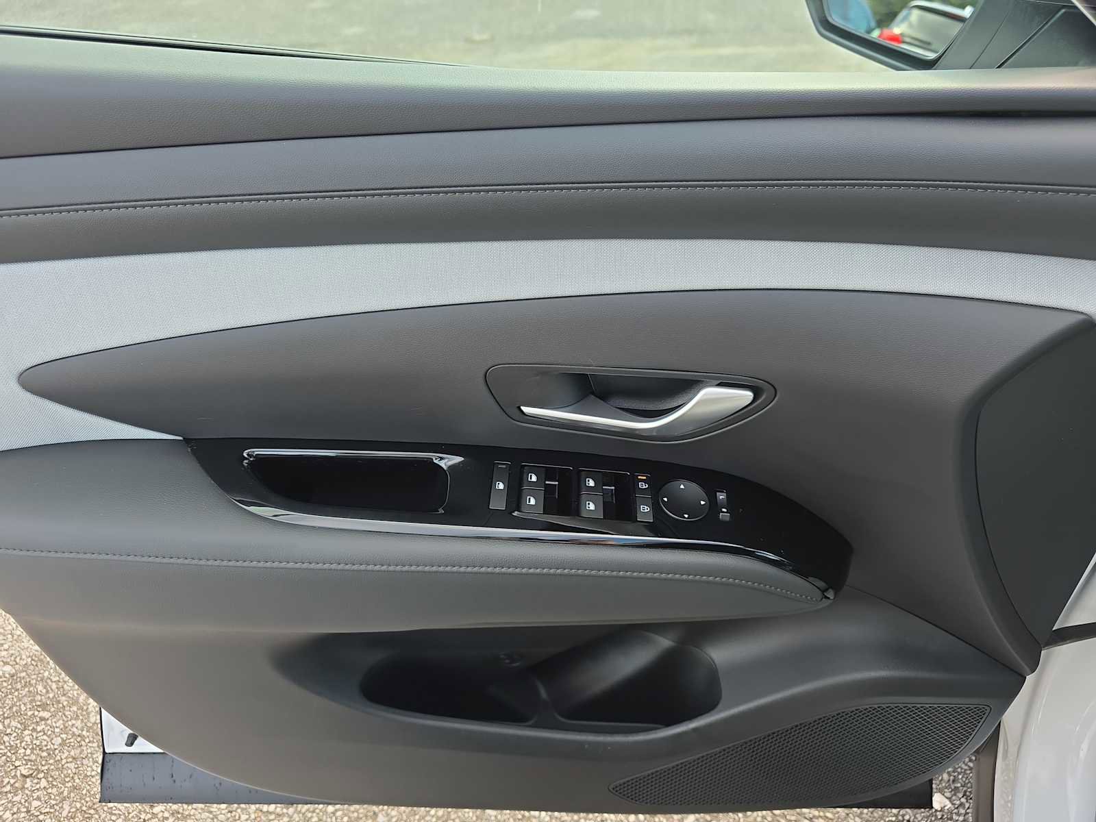 Used 2025 Hyundai Santa Cruz SEL image 26