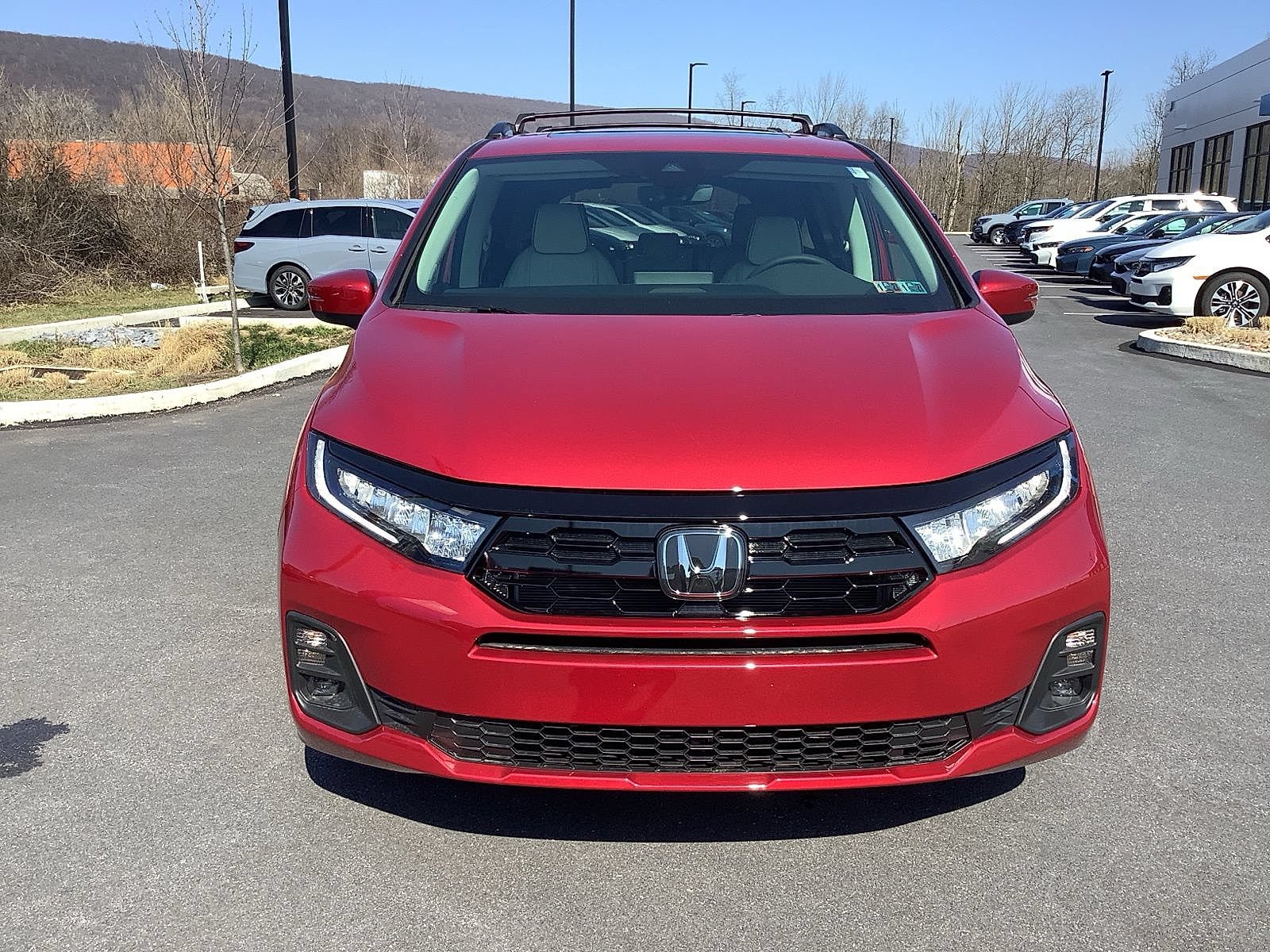 New 2026 Honda Odyssey Touring image 9