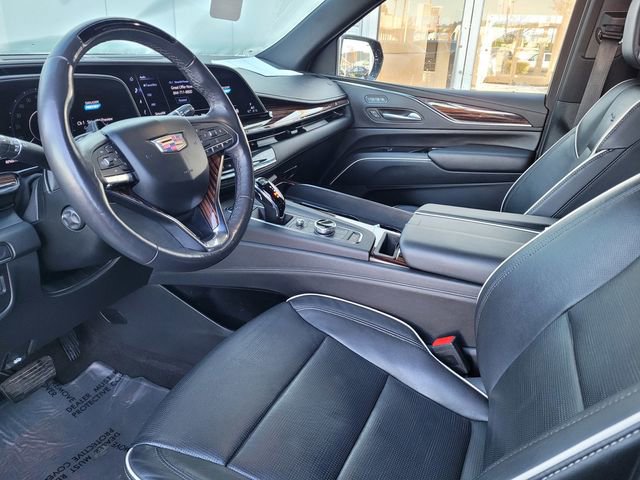 Used 2023 Cadillac Escalade Premium Luxury image 11