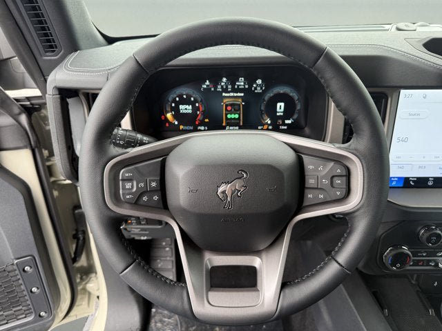New 2026 Ford Bronco Outer Banks w/ Sasquatch Package AWD/4WD image 13