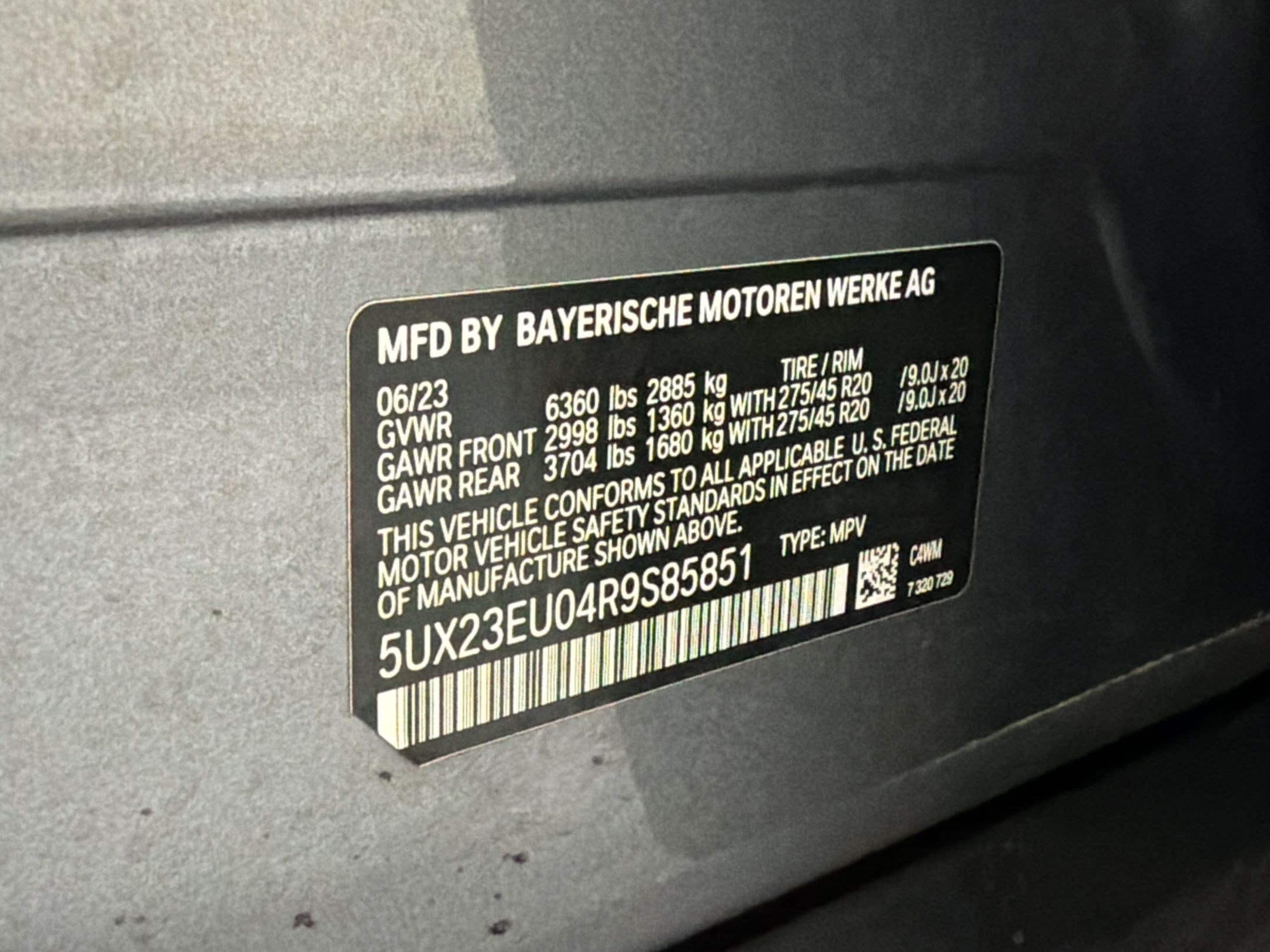 Certified 2024 BMW X5 xDrive40i w/ Parking Assistance Package AWD/4WD image 17