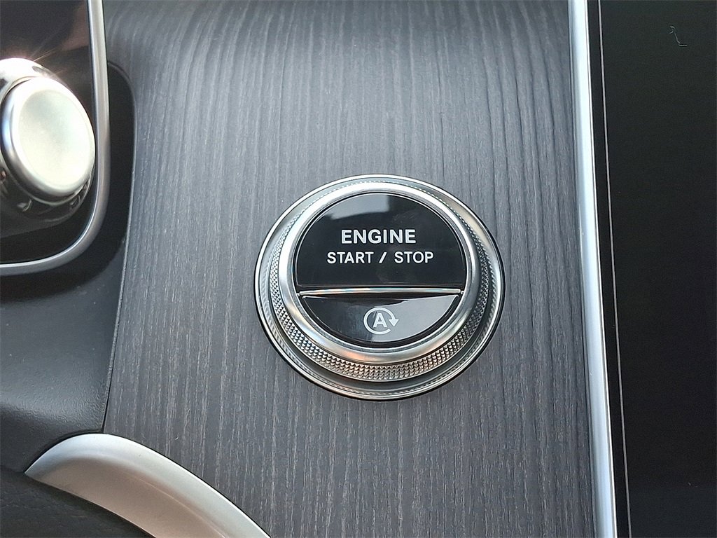 New 2026 Mercedes-Benz GLC 300 4MATIC image 16