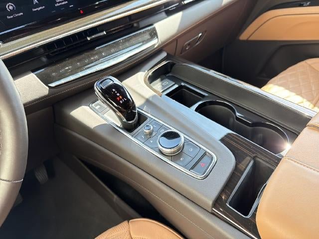 Certified 2023 Cadillac Escalade Premium Luxury w/ LPO, Radiant Package AWD/4WD image 36
