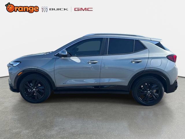 Used 2025 Buick Encore GX Sport Touring w/ Advanced Technology Package FWD image 6