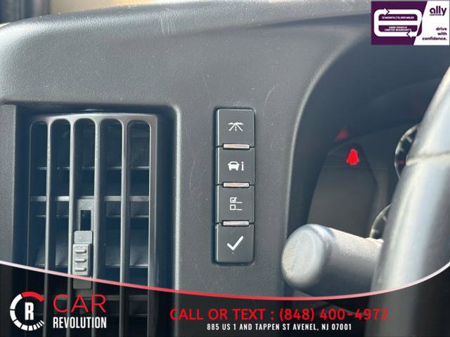 Used 2021 Chevrolet Express 2500 w/ Driver Convenience Package RWD image 24