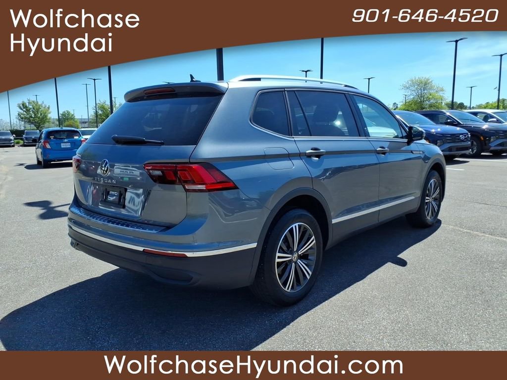 Used 2024 Volkswagen Tiguan Wolfsburg Edition image 5