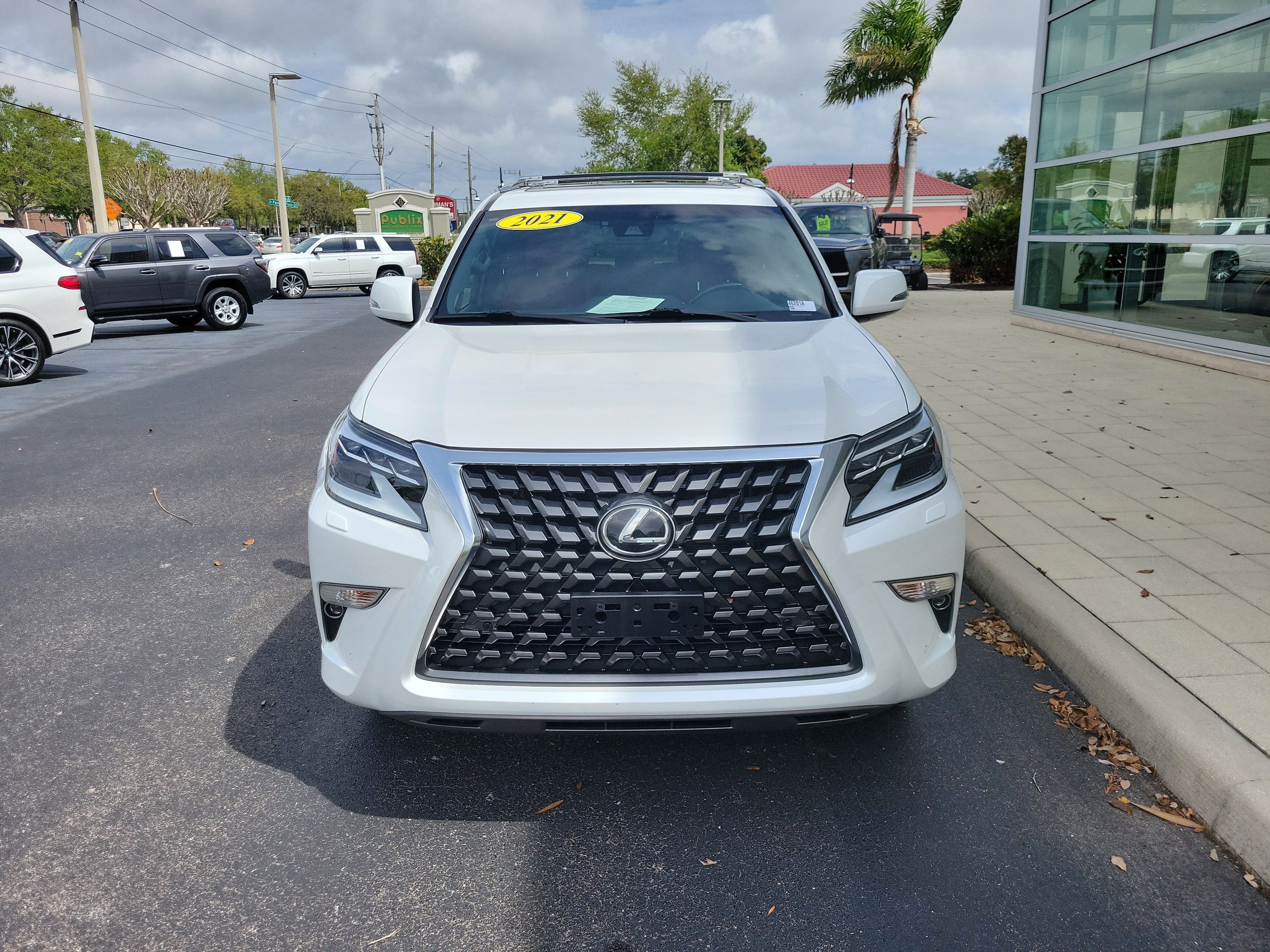 Used 2021 Lexus GX 460 Premium w/ Premium Package image 2