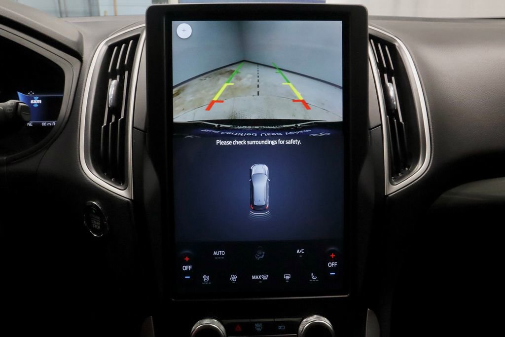 Certified 2024 Ford Edge SEL w/ Convenience Package AWD/4WD image 2