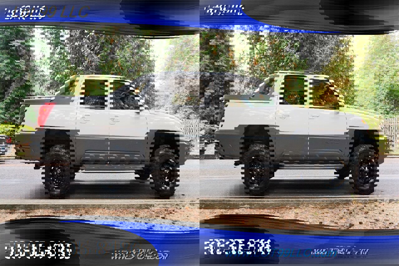 Used 2002 Chevrolet Avalanche 4x4 w/ North Face Edition image 8