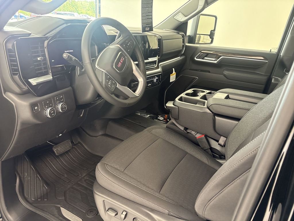 New 2026 GMC Sierra 3500 SLE w/ SLE Value Package AWD/4WD image 10