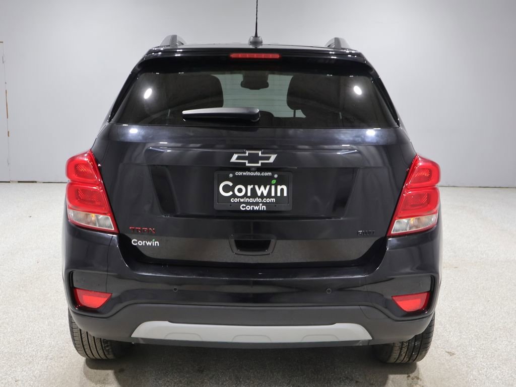 Used 2021 Chevrolet Trax LT w/ Redline Edition AWD/4WD video 3