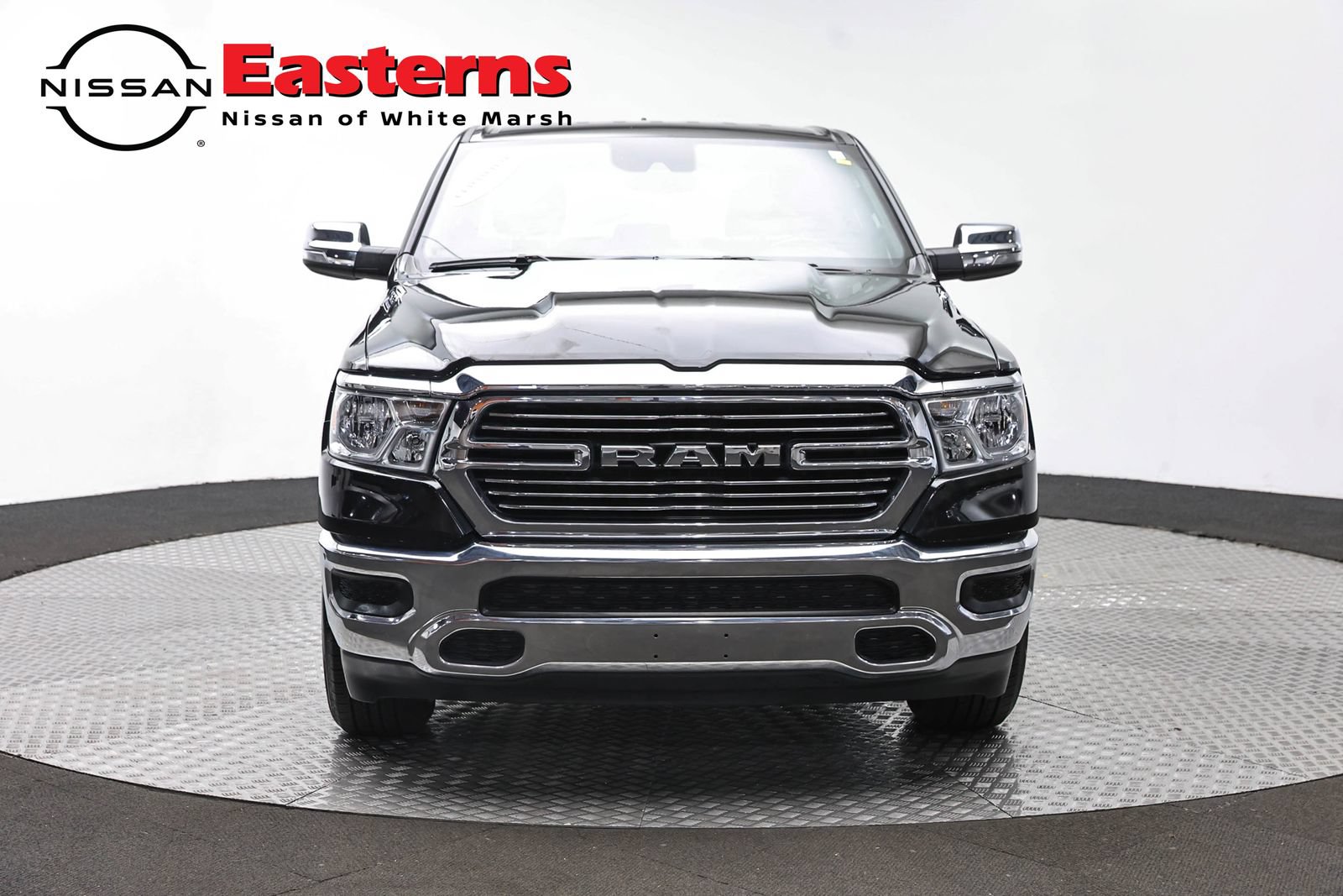 Used 2024 RAM 1500 Laramie RWD image 2