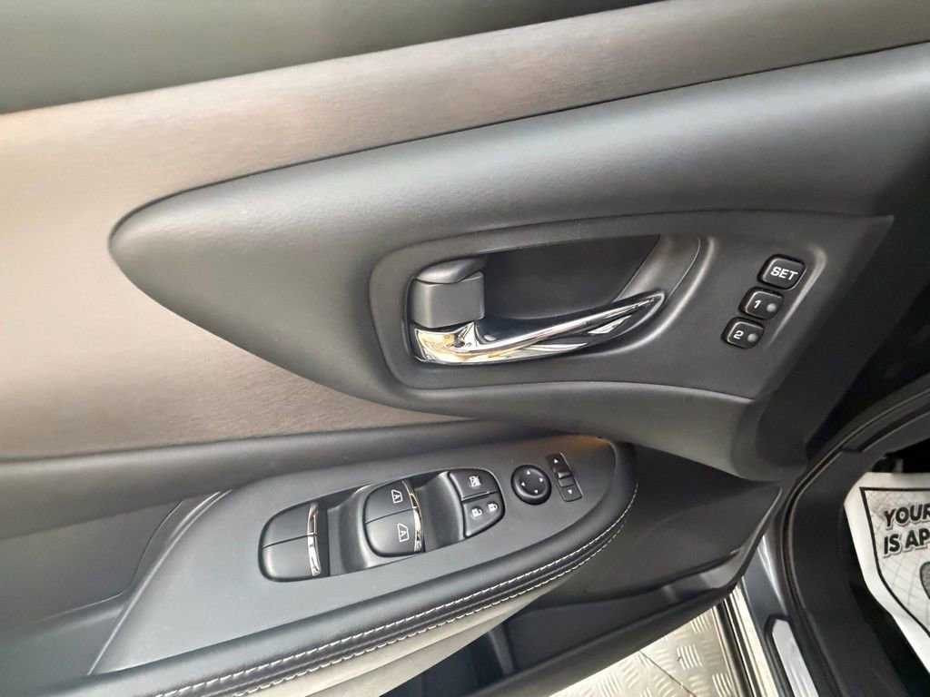 Used 2020 Nissan Murano SL w/ Moonroof Package image 27