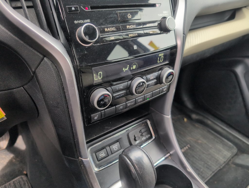 Used 2019 Subaru Ascent Premium AWD/4WD image 25
