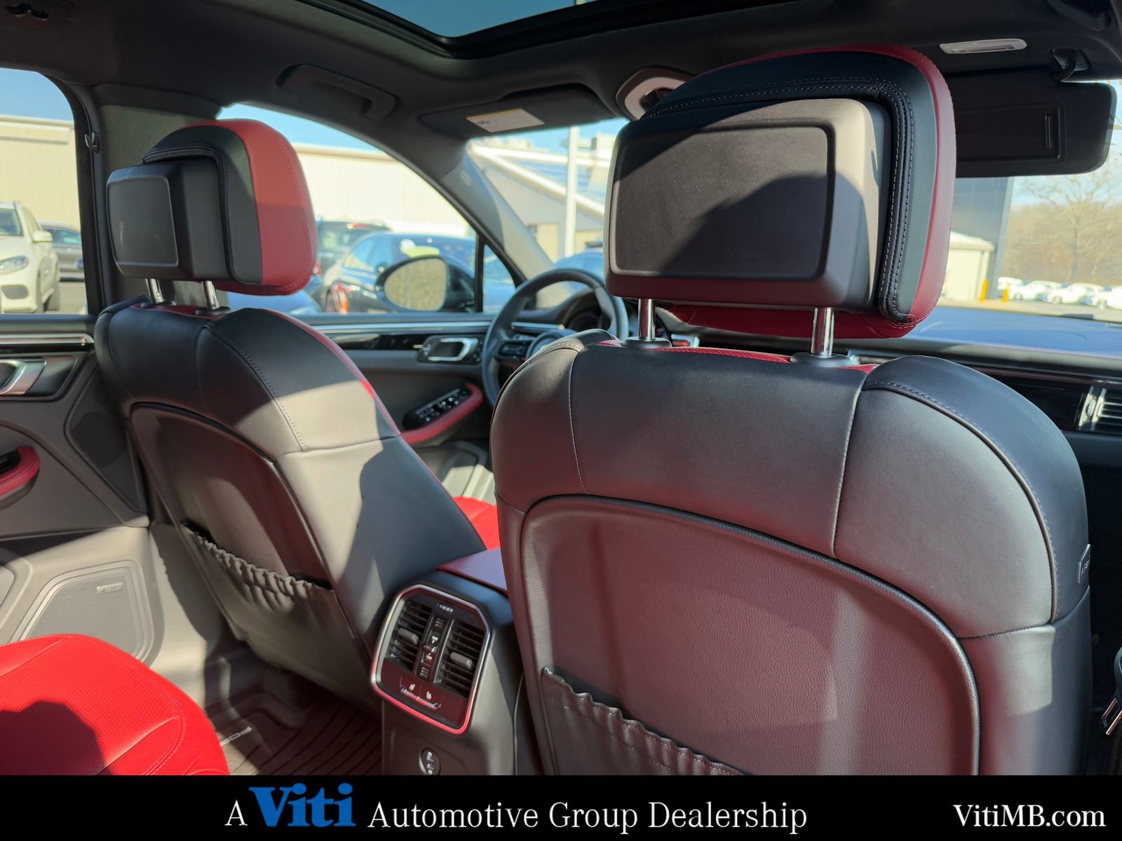 Used 2024 Porsche Macan S image 26