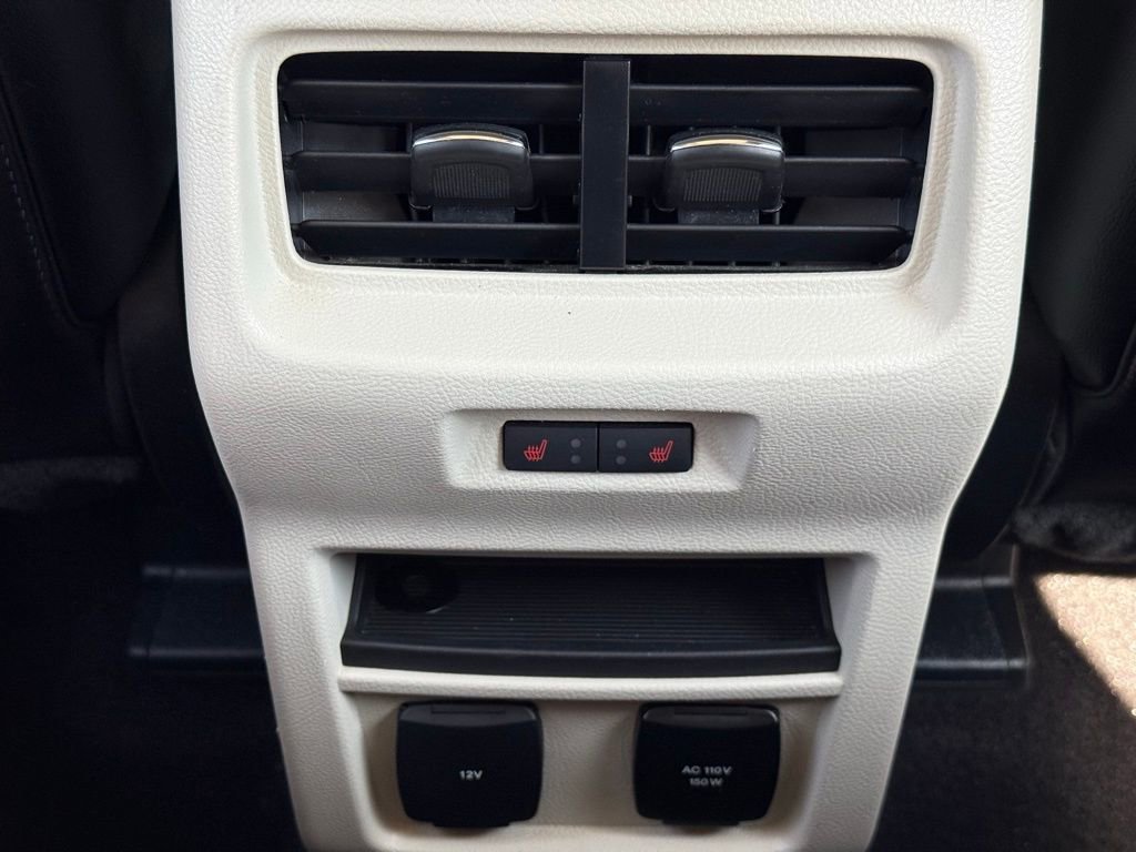 Used 2019 Ford Edge Titanium w/ Equipment Group 301A FWD image 54