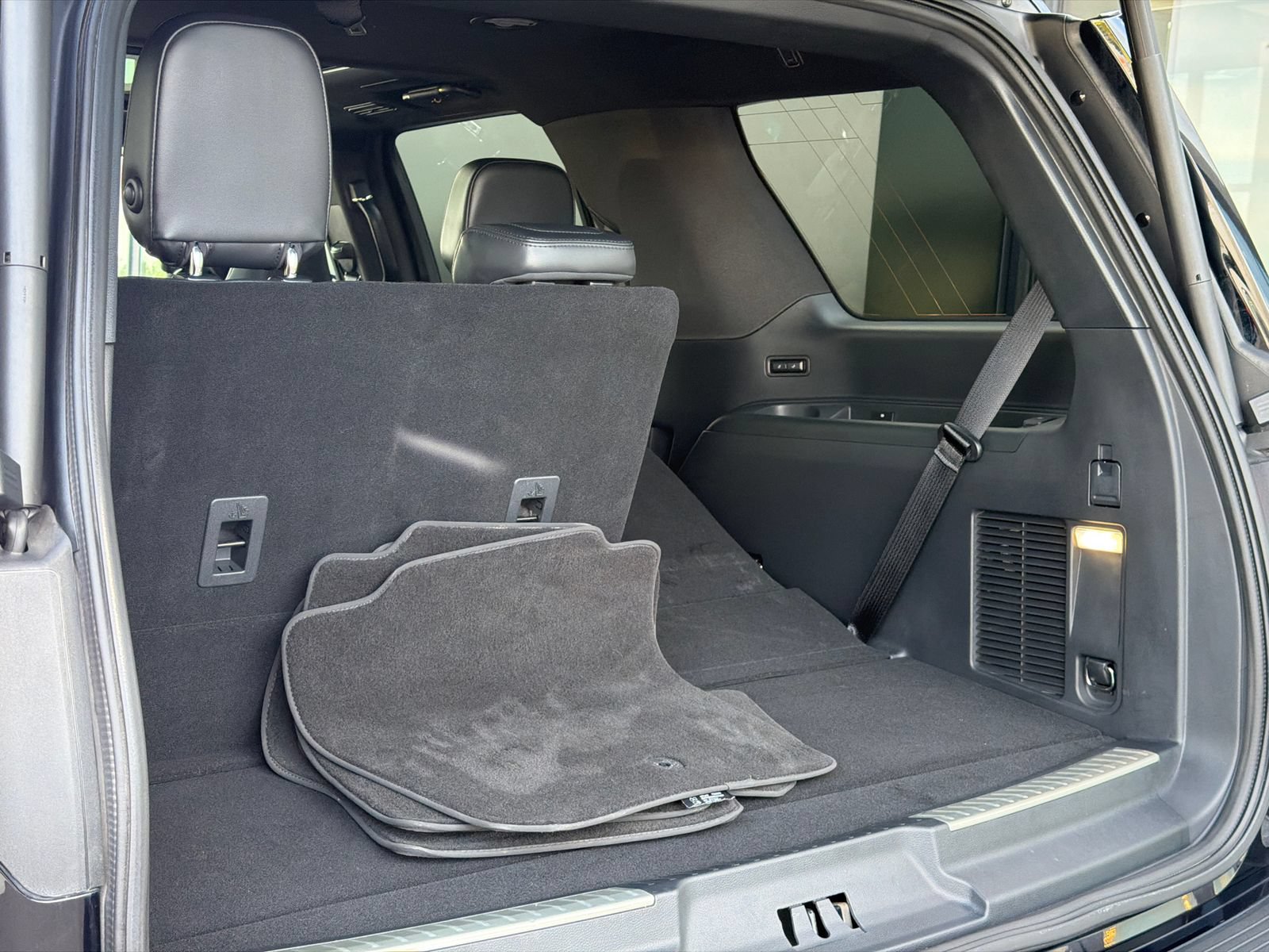Used 2022 Lincoln Navigator Reserve AWD/4WD image 8