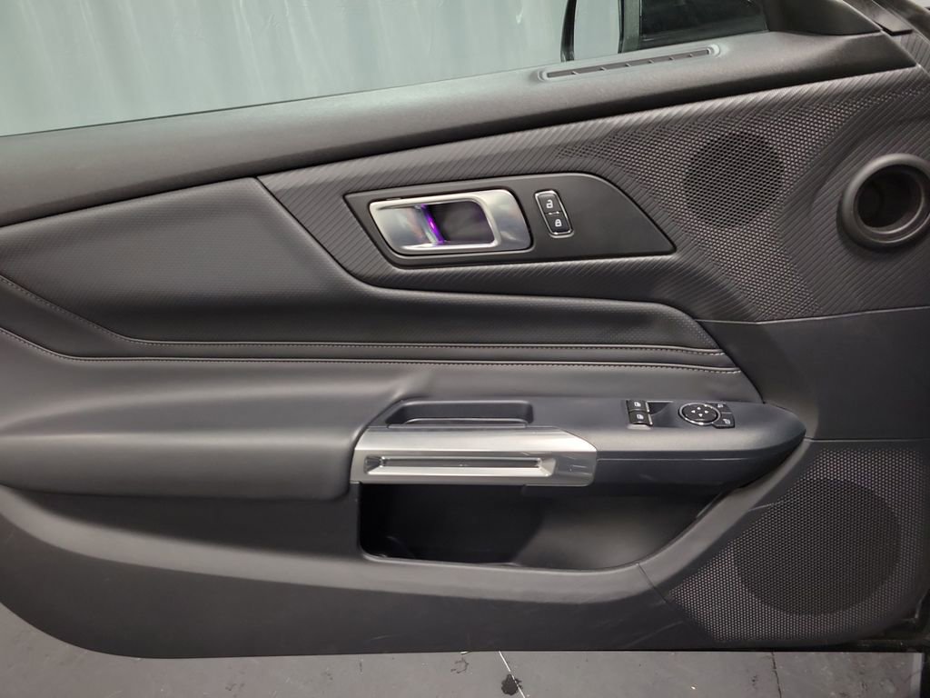 Used 2024 Ford Mustang Premium image 22