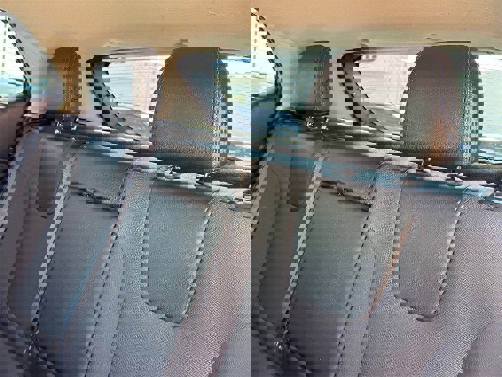 Used 2023 Buick Encore GX Select w/ Sport Touring Package image 31