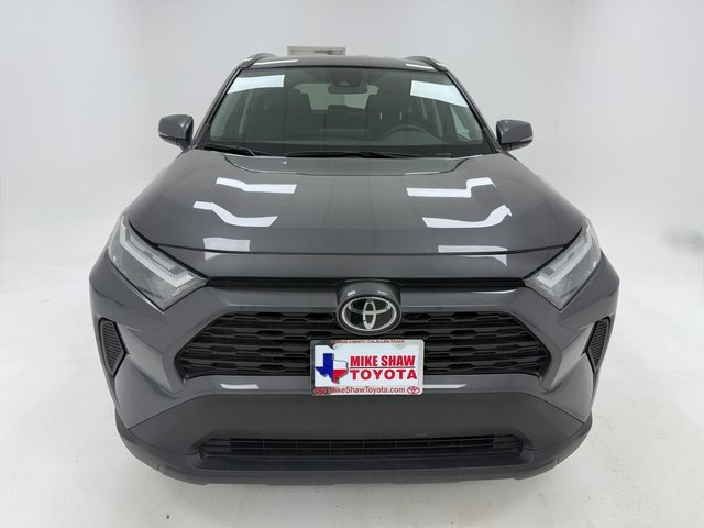 Used 2024 Toyota RAV4 XLE image 3