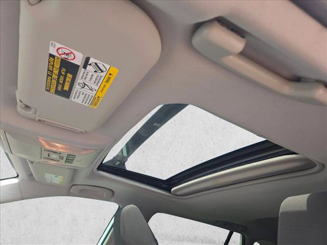 Used 2019 Toyota RAV4 XLE FWD image 16