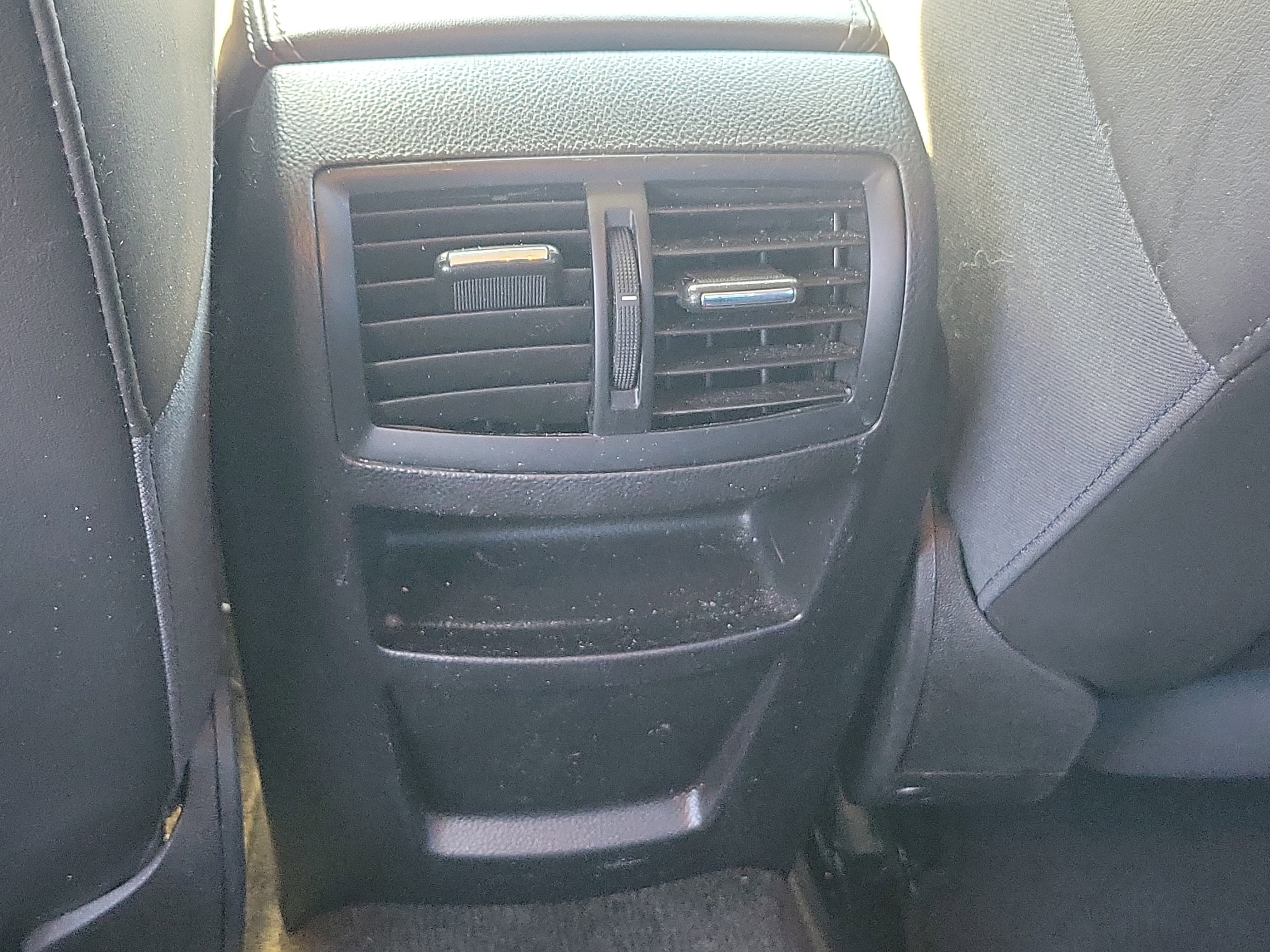 Used 2017 Buick Regal Sport Touring image 20