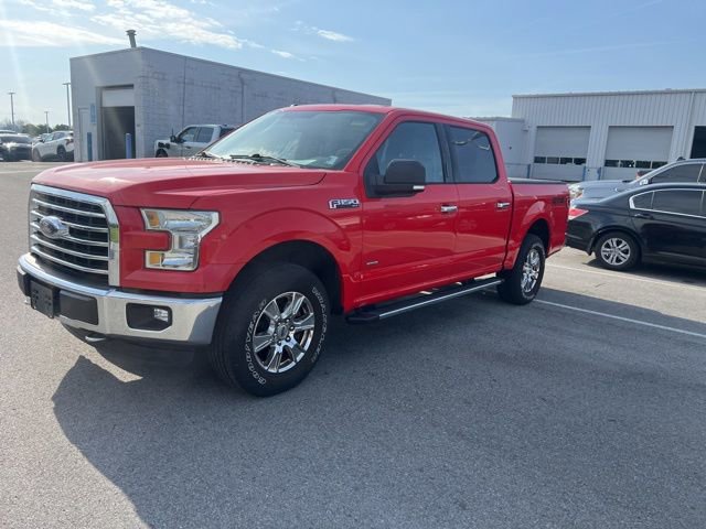 Used 2016 Ford F150 XLT w/ Equipment Group 302A Luxury AWD/4WD image 3